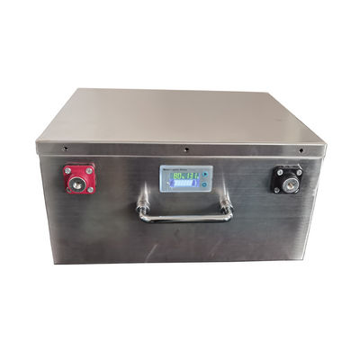 RV मोटरहोम कैंपर के लिए लिथियम आयन लीज़र बैटरी 12v 100Ah स्टील केस अंडर-सीट Lifepo4 डीप साइकिल बैटरी