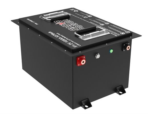 LiFePO4 गोल्फ कार्ट 48V 51.2V 105Ah एलसीडी एलईडी डिस्प्ले / चार्जर के साथ लिथियम आयरन एलएफपी बैटरी